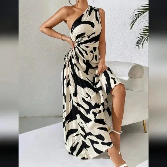 Summer Off-Shoulder Hollow-Out Printed Dress - Picture 2 of 6